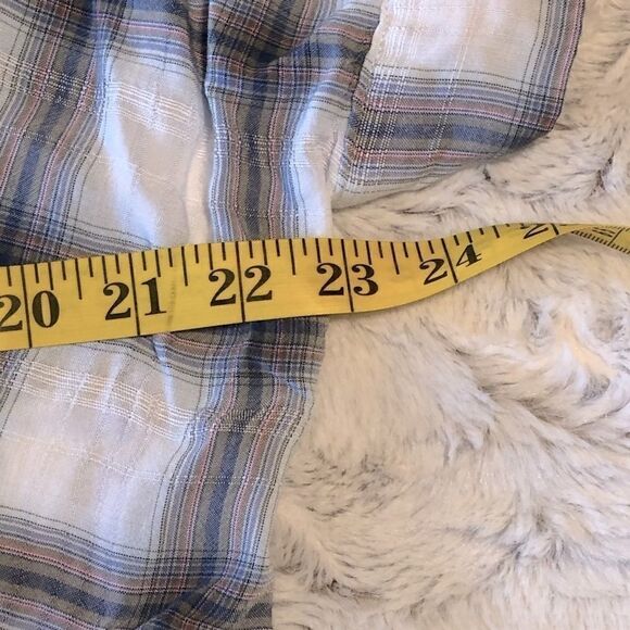 universal Thread hi-low plaid top size M - Picture 5 of 8